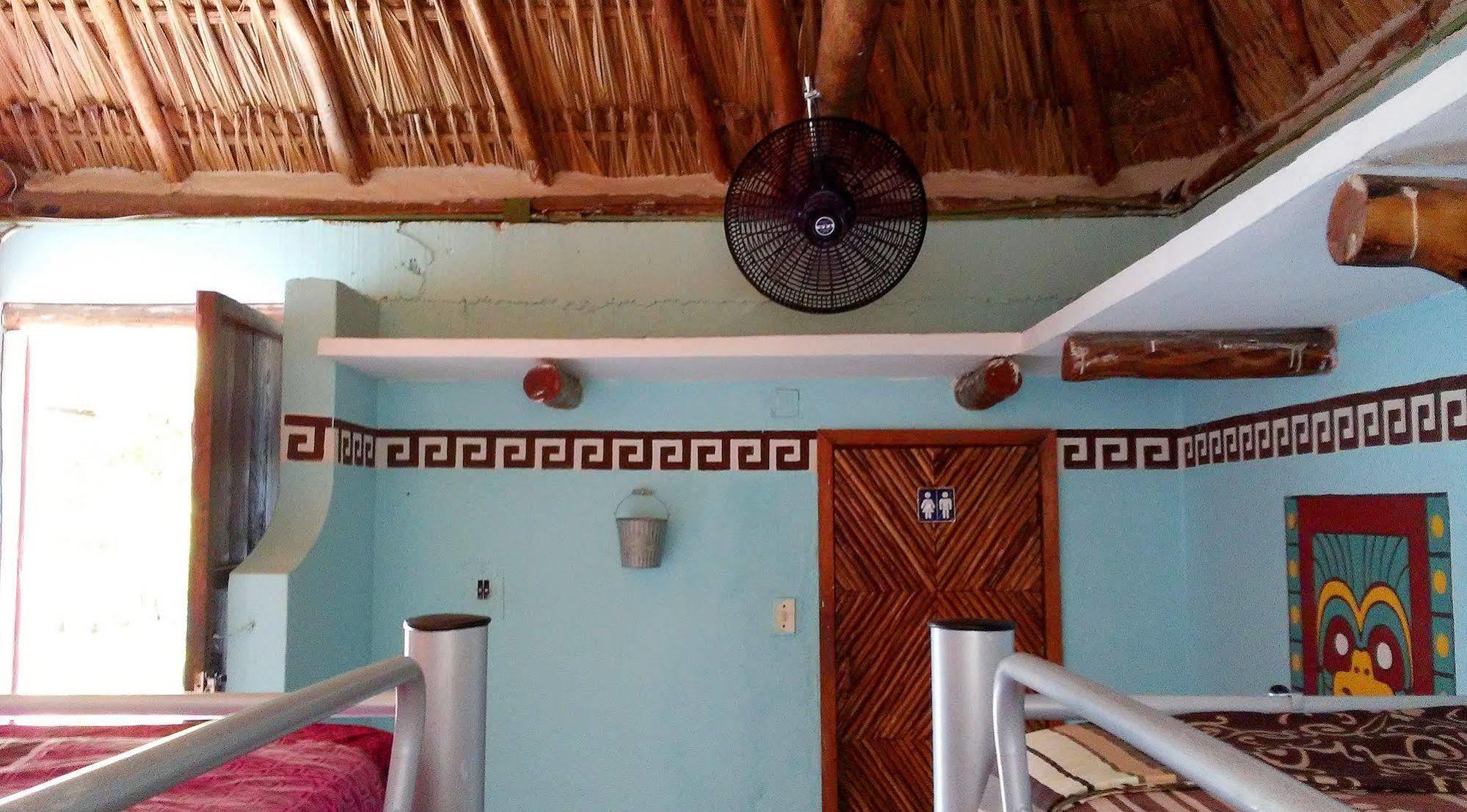 Mayan Hostel Cancún Exterior foto